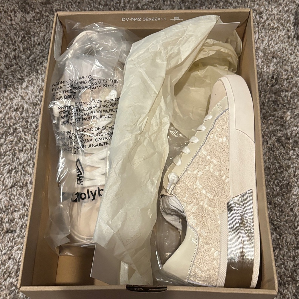 Dolce Vita Women's Beige Floral Sneakers - Picture 4 of 4